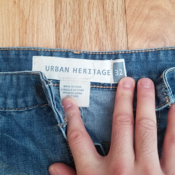 ZARA JEAN SHORTS SIZE 32 WAIST - Picture 3 of 3